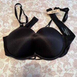 Victoria’s Secret Miraculous Plunge Bra 36A NWT
